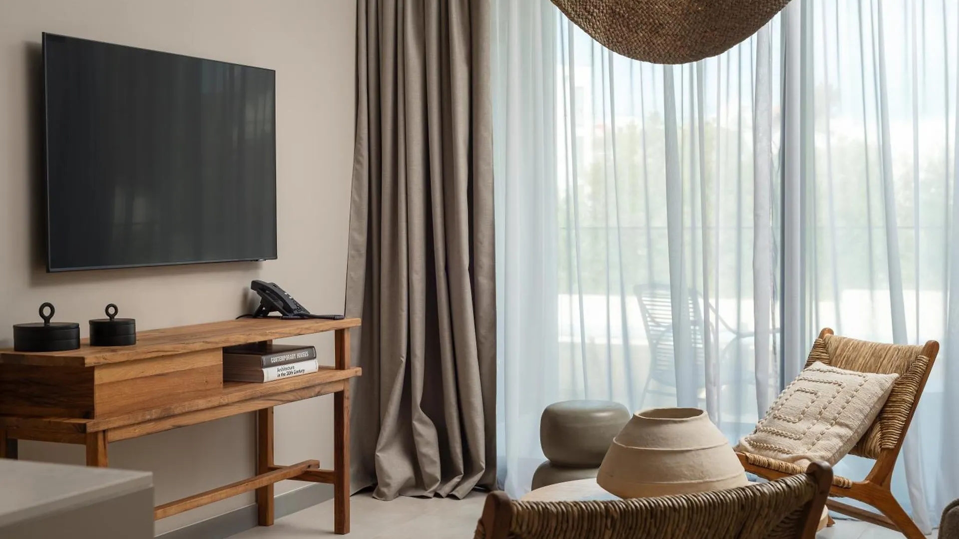 Molum Hotel & Residences Sveti Filip i Jakov 5*,