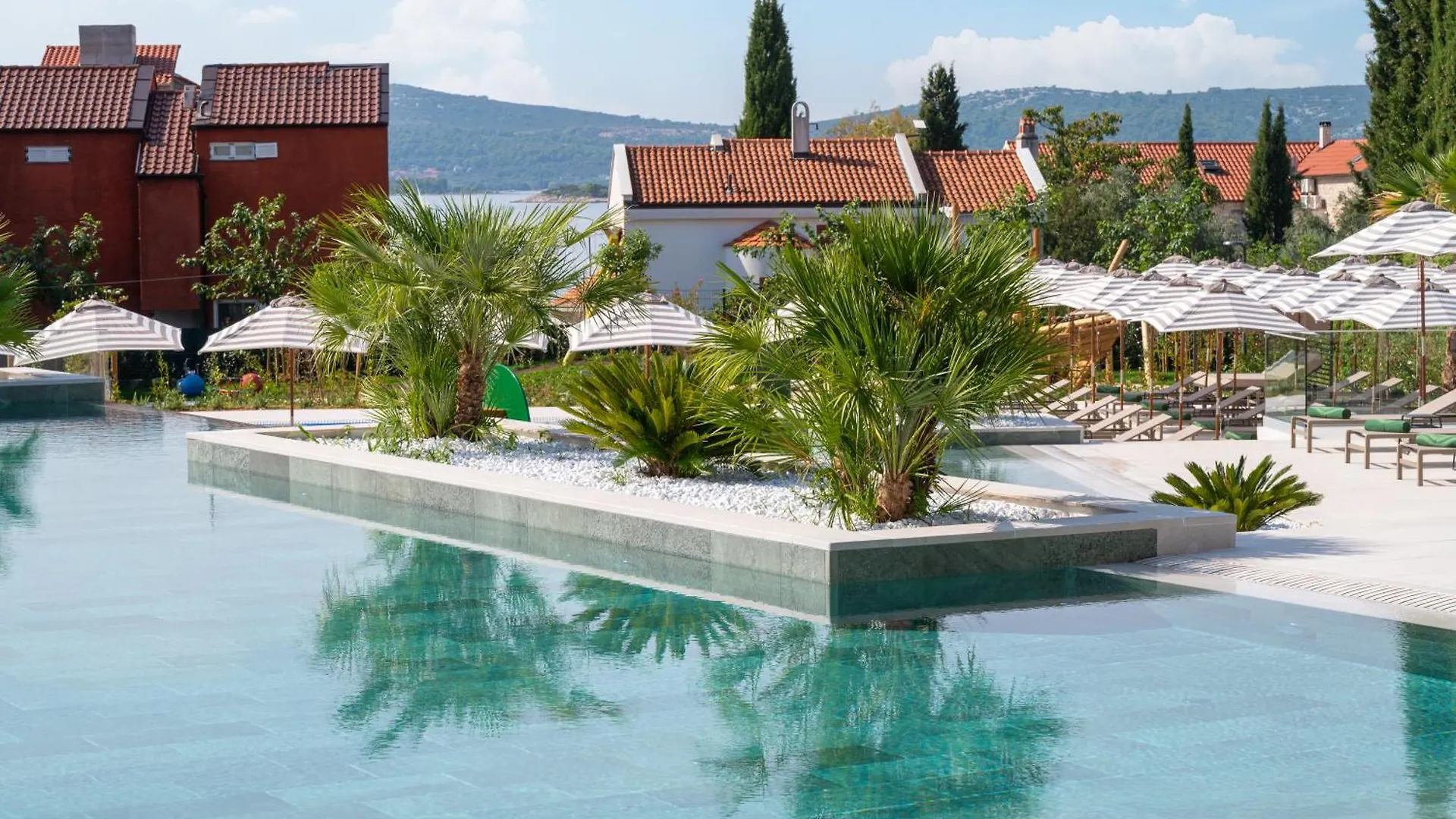 Molum Hotel & Residences Sveti Filip i Jakov 5*,  Κροατία