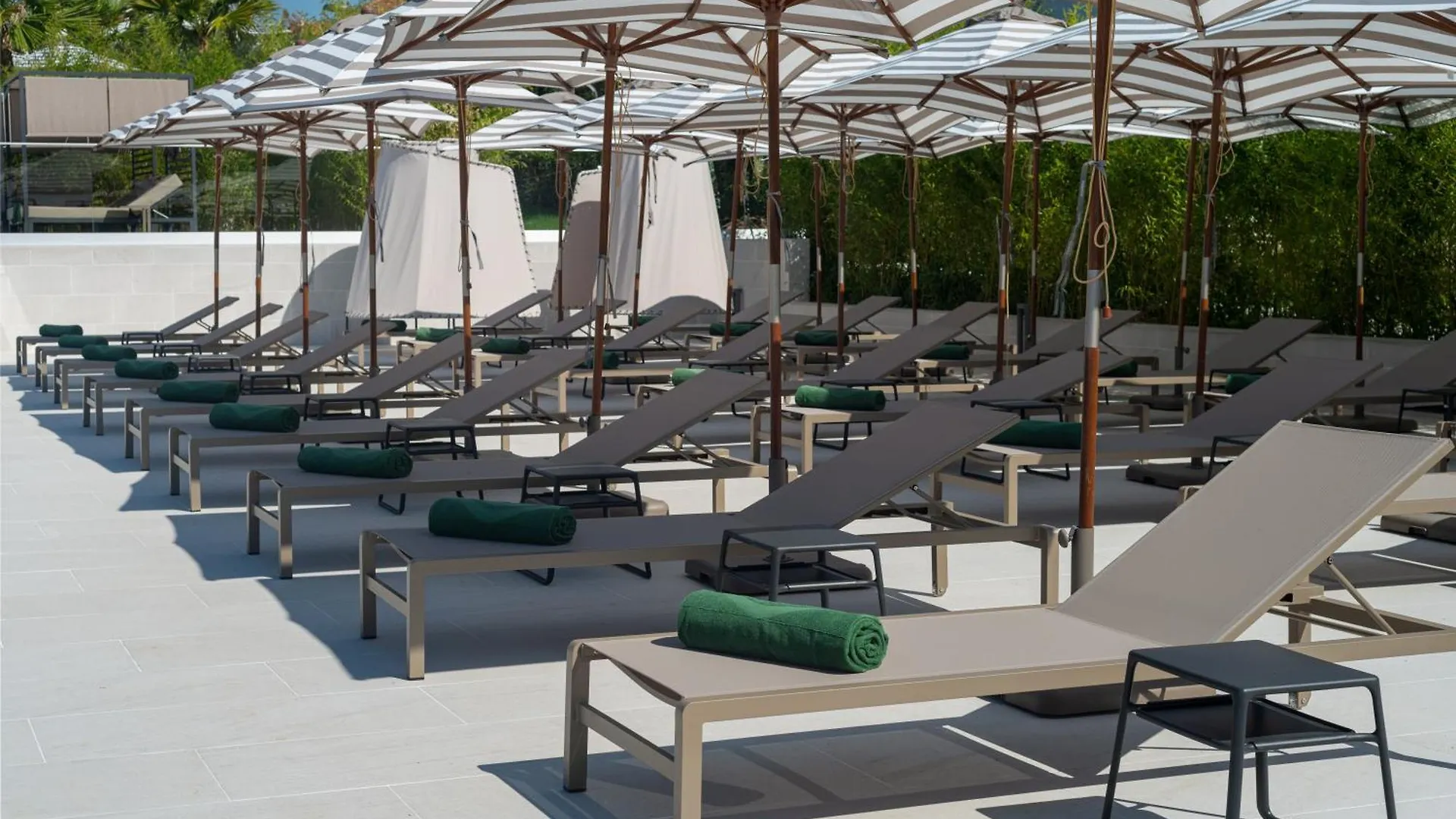 Molum Hotel & Residences Sveti Filip i Jakov 5*,