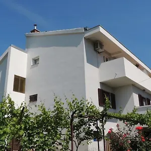 Dolac Sveti Filip i Jakov