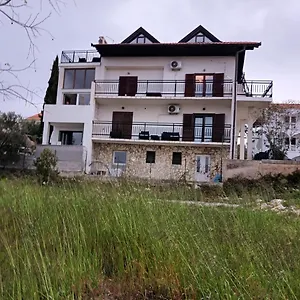 Renome Sveti Filip i Jakov